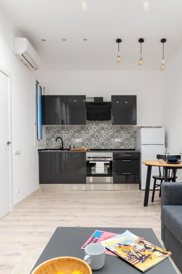 Cozy Studio Apartment 5 Min From Camp Nou Barcelona Eksteriør billede