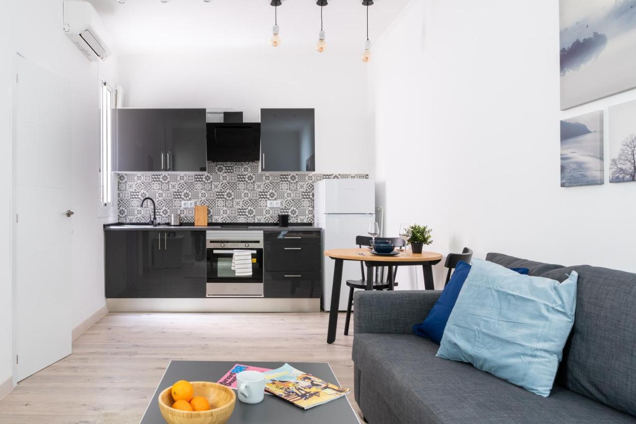 Cozy Studio Apartment 5 Min From Camp Nou Barcelona Eksteriør billede