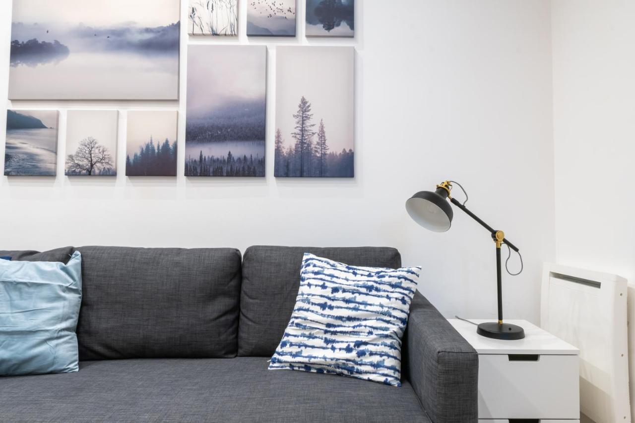 Cozy Studio Apartment 5 Min From Camp Nou Barcelona Eksteriør billede